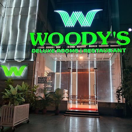 Hotel Woody's Bengaluru Zewnętrze zdjęcie